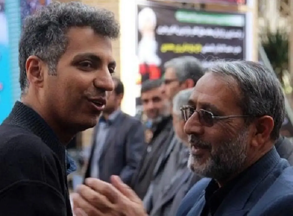 ببینید؛ عادل فردوسی‌پور و علی پروین در مراسم ختم اکبر عبدی