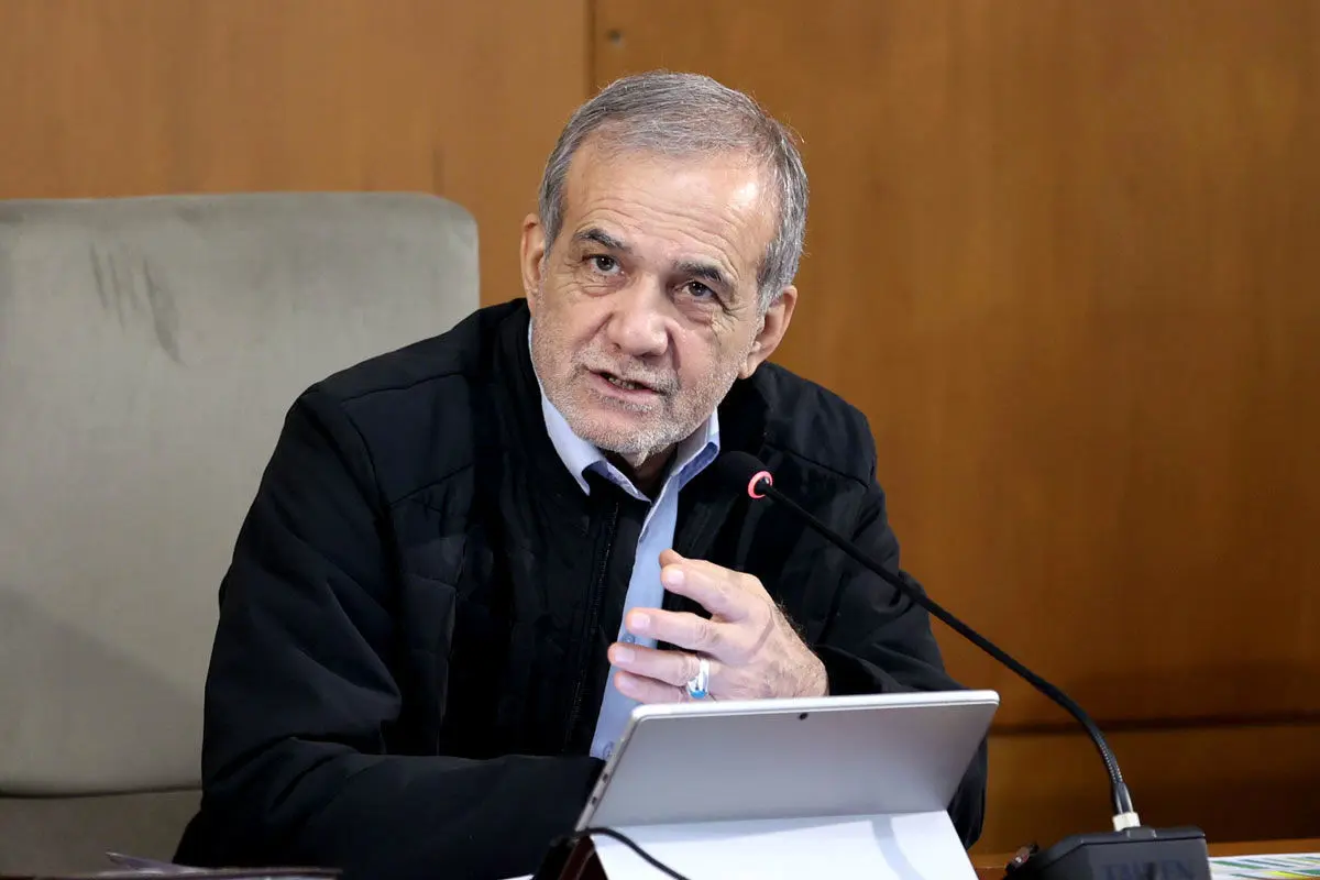 پزشکیان در آیین گرامیداشت شهدای اقتدار و امنیت پلیس در جنگ اخیر