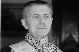 حسین علا؛ از مخالفت با رضاشاه تا همکاری با او و پسرش