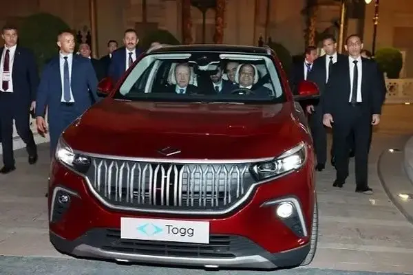 اردوغان یک خودروی برقی «توگ» به سیسی هدیه داد