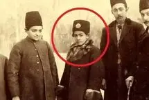 عکس آتلیه‌ای «سالارالسلطنه، پسر ناصرالدین شاه» در خردسالی