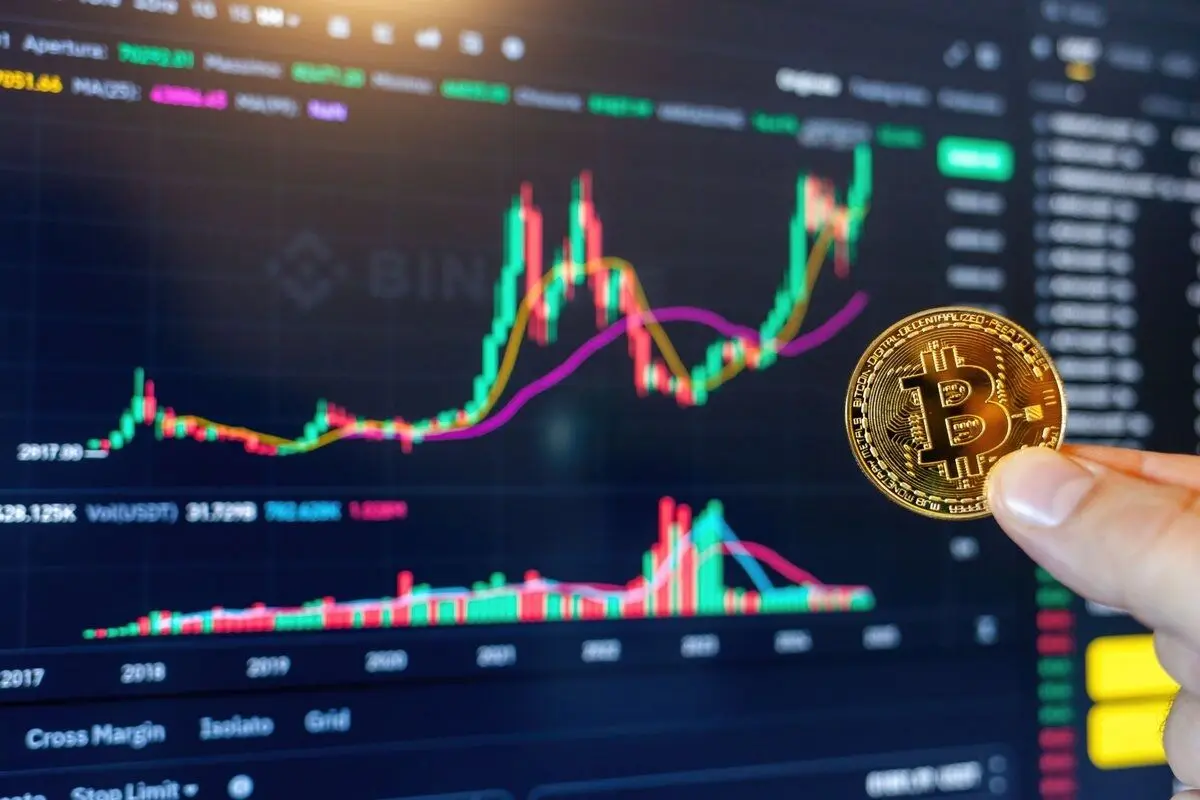 تحلیل بیت کوین؛ سقف بازار شکسته می‌شود؟‌