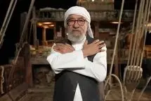 لحظه زمین خوردن داریوش ارجمند وسط برنامه زنده!