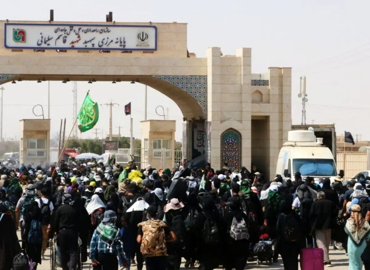 تردد بیش از ۲۲ هزار زائر عرفه از مرز مهران