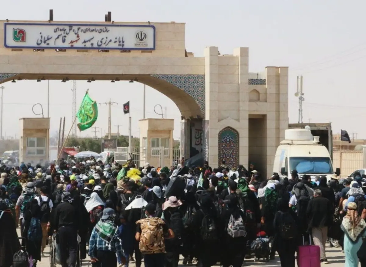 تردد بیش از ۲۲ هزار زائر عرفه از مرز مهران