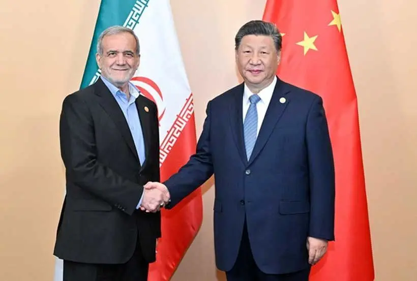 نشریه اروپایی: اگر ایران کاملا به سمت چین متمایل شود، غرب کنترل خود را بر حیاتی‌ترین کریدور انرژی جهان از دست می‌دهد