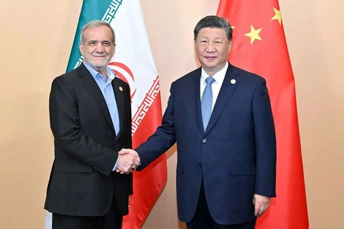 نشریه اروپایی: اگر ایران کاملا به سمت چین متمایل شود، غرب کنترل خود را بر حیاتی‌ترین کریدور انرژی جهان از دست می‌دهد