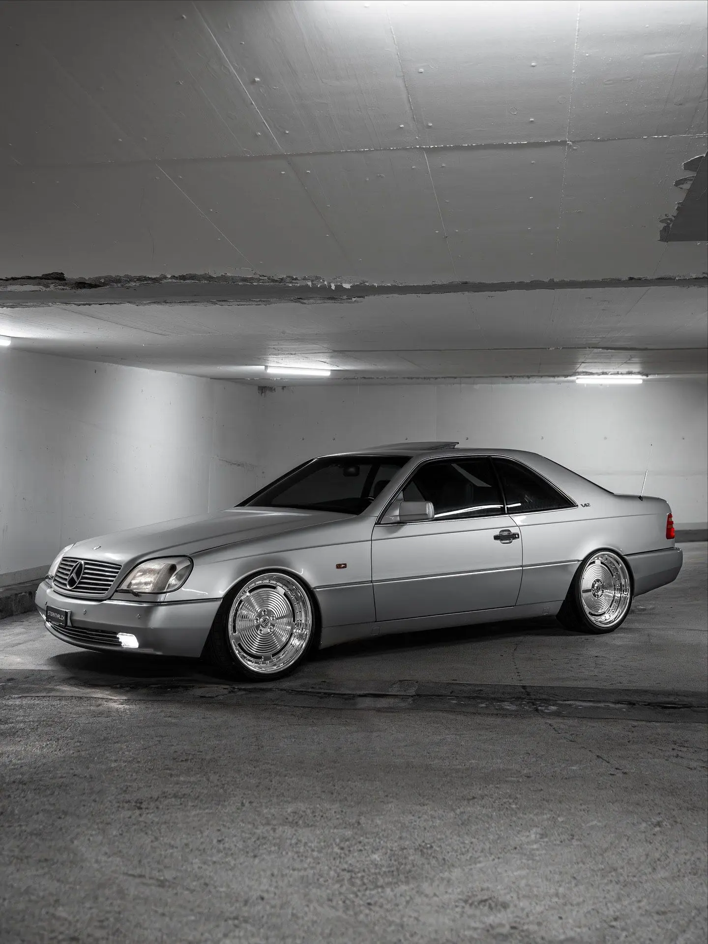 مرسدس بنز S600 کوپه؛ وقار و قدرت در یک قاب!