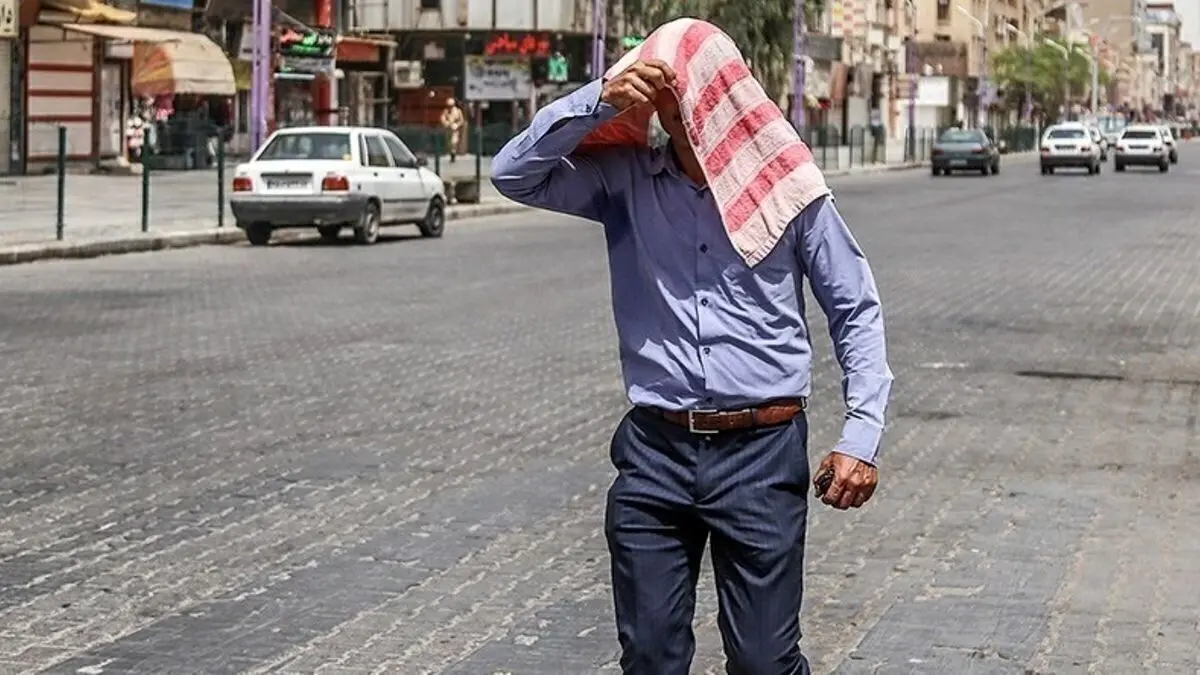 پیشگیری از گرمازدگی و کم‌آبی بدن در تابستان
