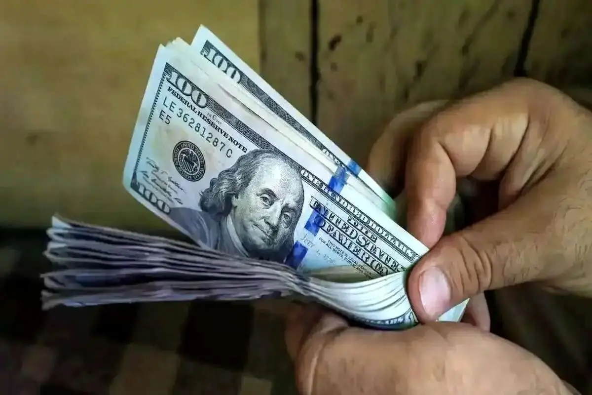 قیمت دلار امروز چهارشنبه 24 اردیبهشت ۱۴۰۴