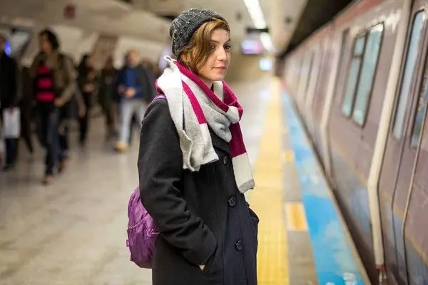 ببینید؛ لحظه‌ای که هدفون می‌توانست مرگ‌آور شود