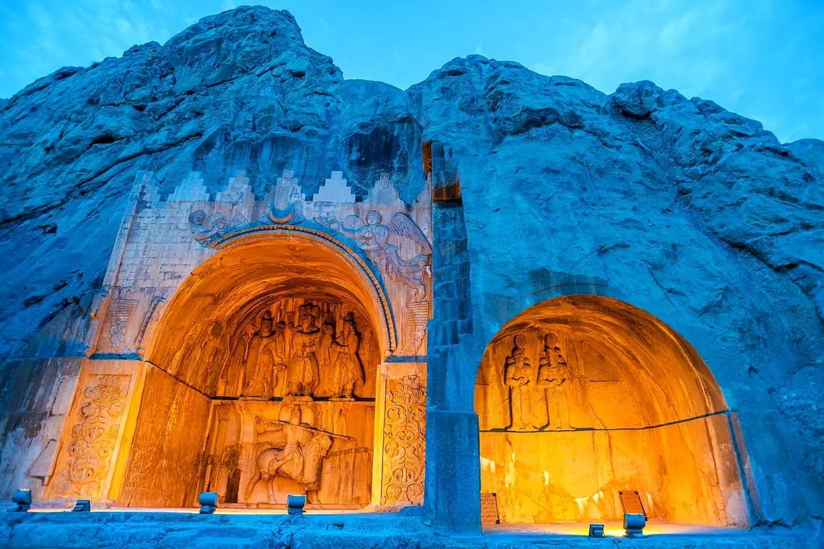 اصابت موشک به نزدیکی تاق بستان کرمانشاه