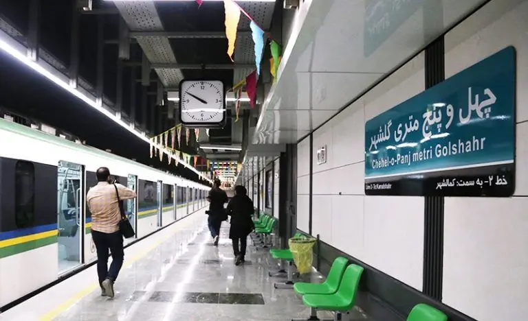تصاویر؛ تهران راس ساعت ۶:۰۰ صبح
