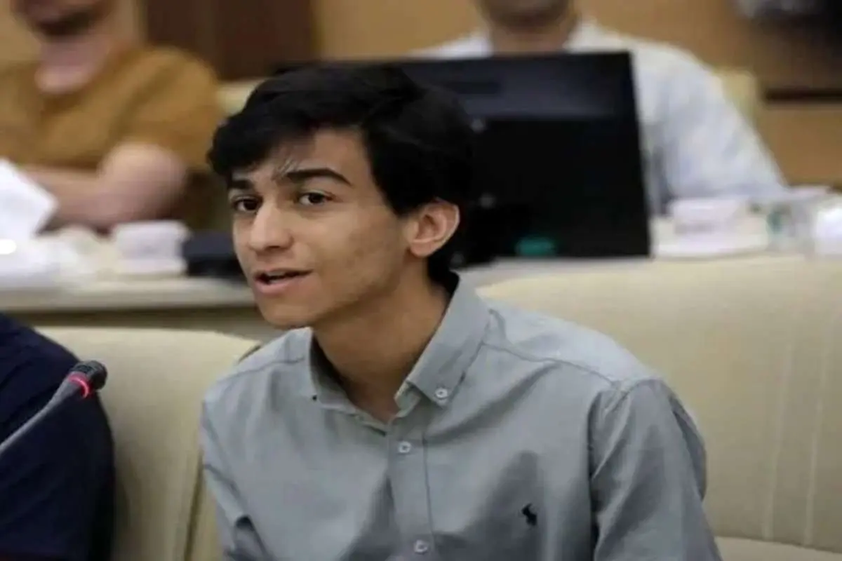 اهدای خانه به دانشآموز مدالآور جهانی