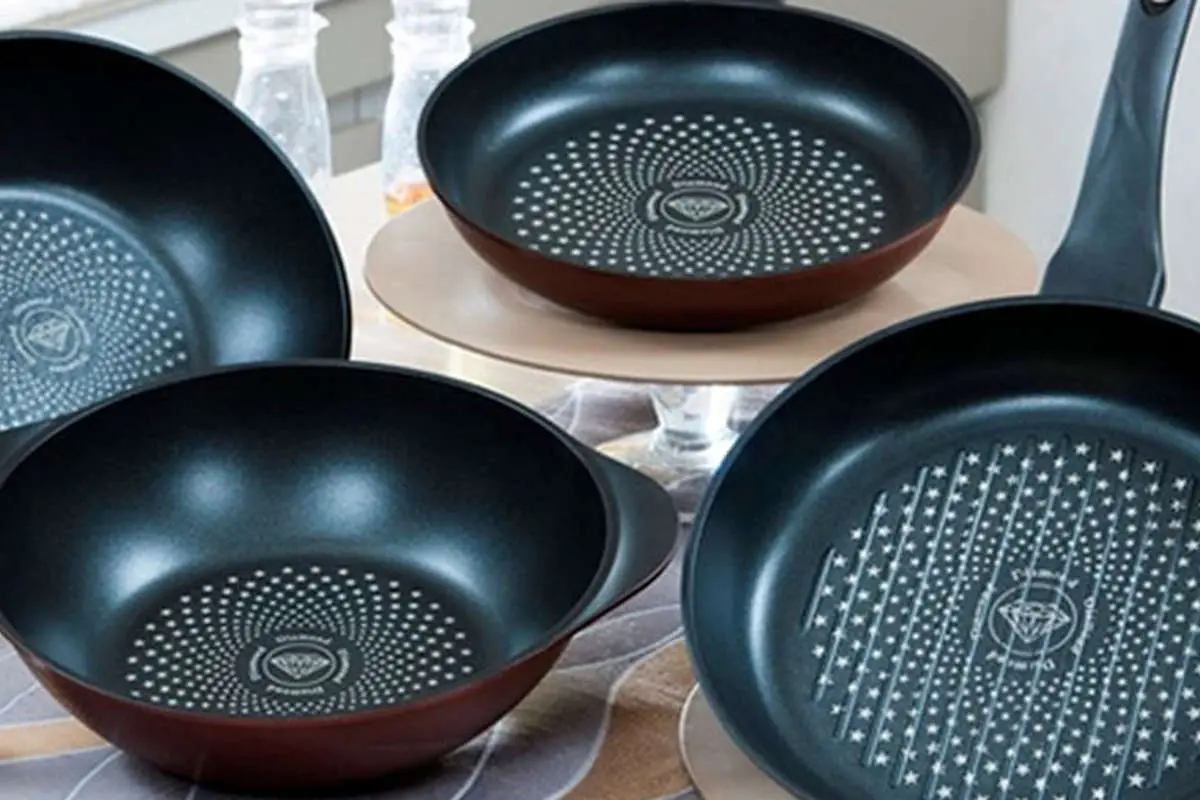 هشدار سازمان غذا و دارو درباره بازسازی غیرمجاز ظروف نچسب
