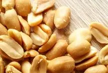 پژوهشی جدید: به نوزادانتان بادام زمینی بدهید تا از آلرژی‌های مرگبار در امان بمانند!