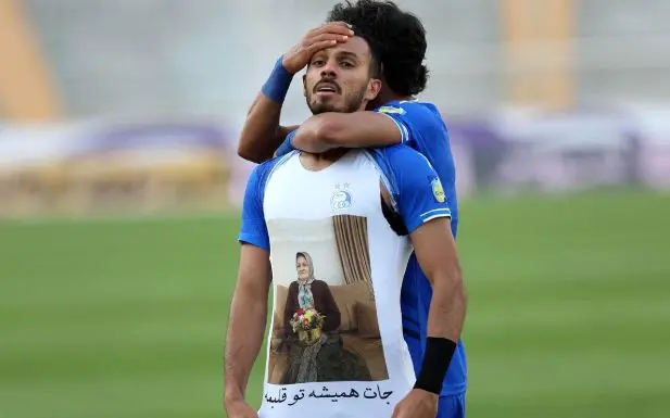 بازگشت ستاره خط دفاع استقلال به ترکیب