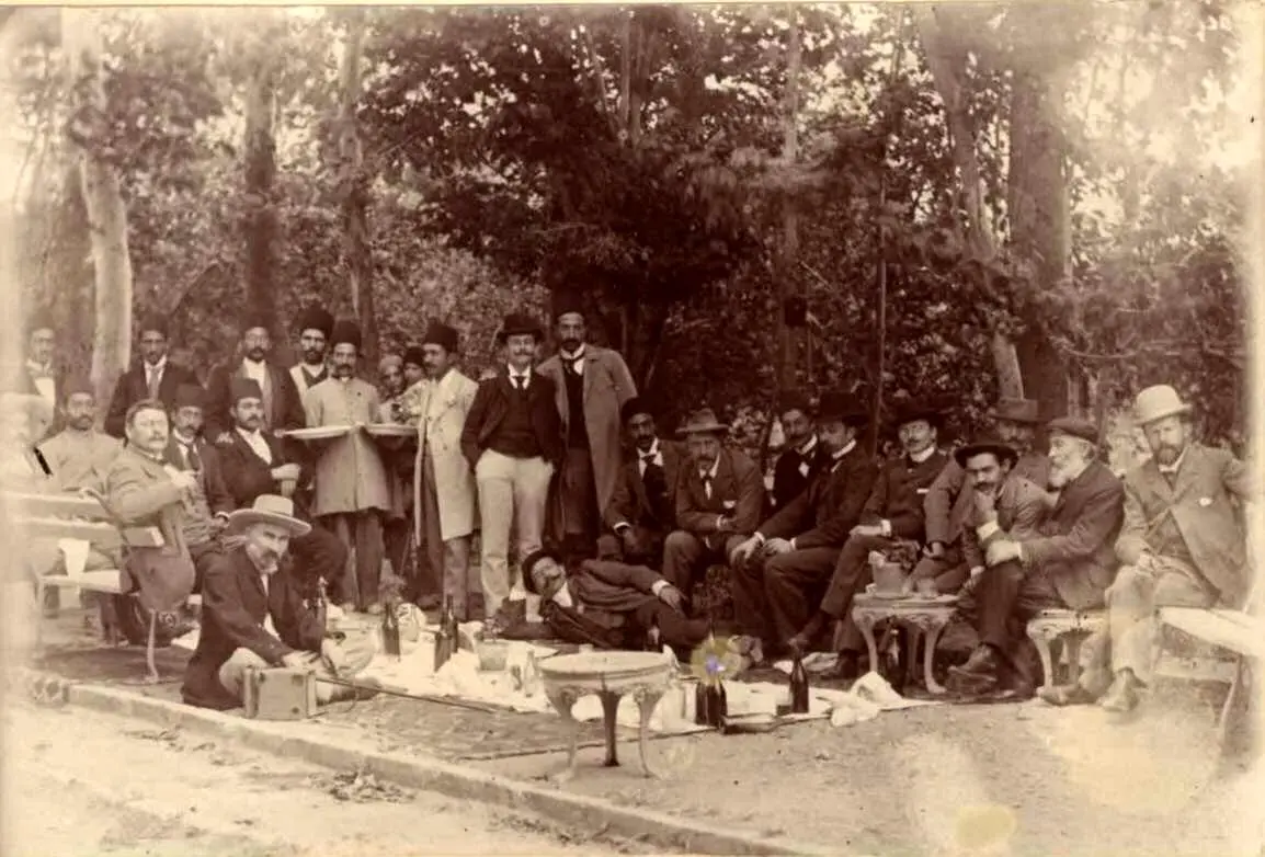 دروازه قرآن شیراز کجای تهران بود؟
