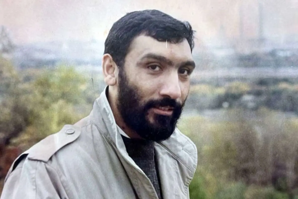 عینک دودی؛ گادپوری، پورمحمدی و دانشجویی که شعار می‌داد