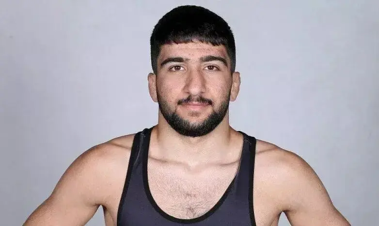  پیام احمدی در ۲۵ ثانیه نسخۀ حریفش را پیچید
