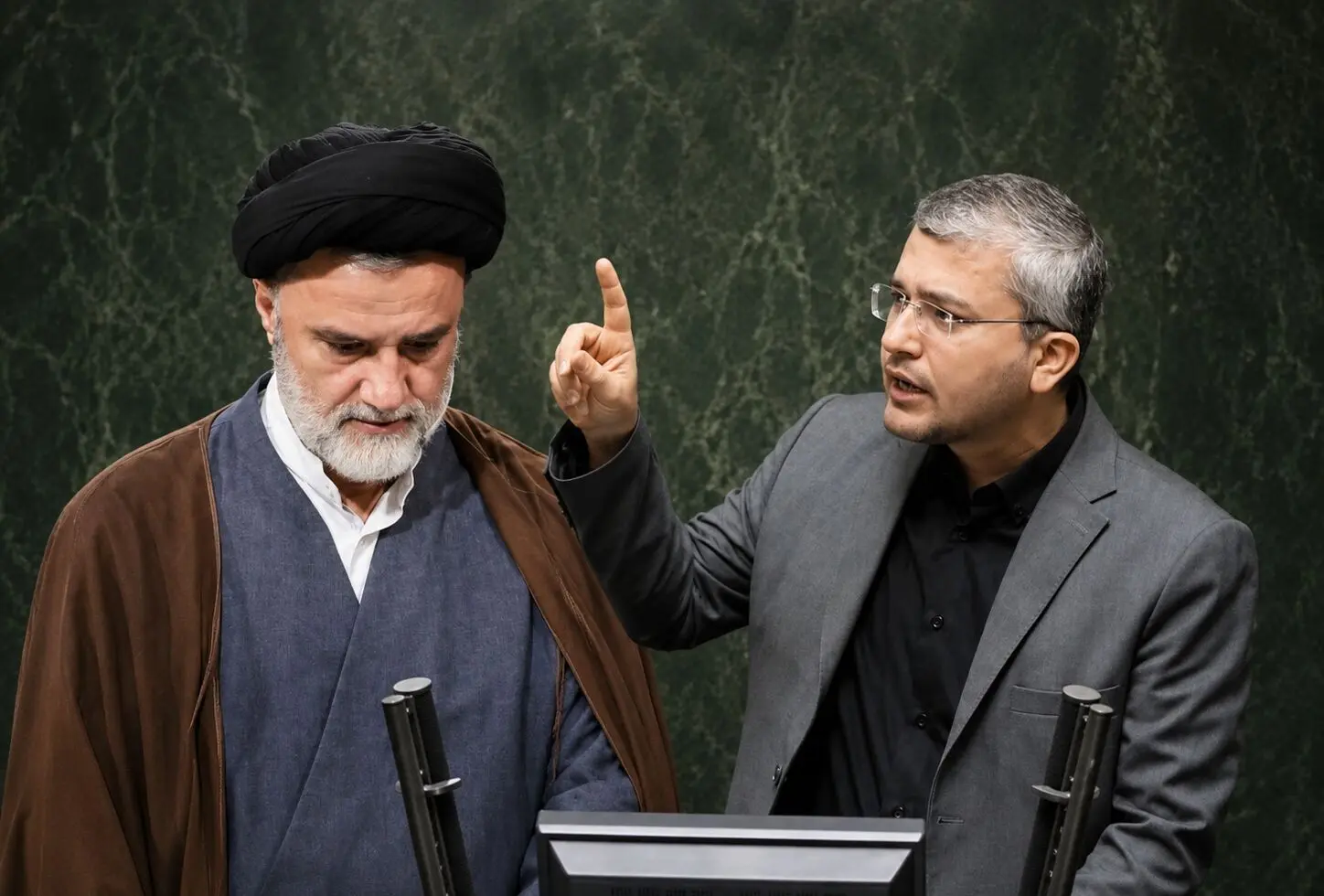 تغییر آرایش‌ امنیتی مجلس/ رمزگشایی از حذف دو نماینده مخالف مذاکره

