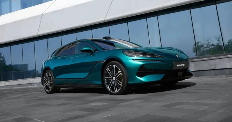 Denza Z9 GT