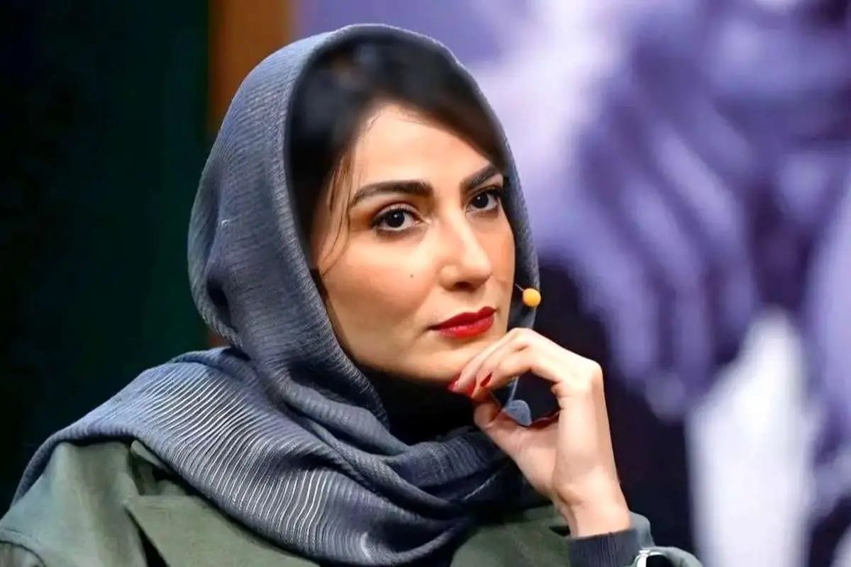  آلبوم تولد ۴۱ سالگی سمیرا حسن‌پور با کیک دو طبقه زرد 