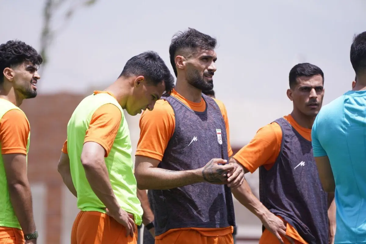 شرط عجیب آقاسی برای پرسپولیس: فیکس در خط دفاع!
