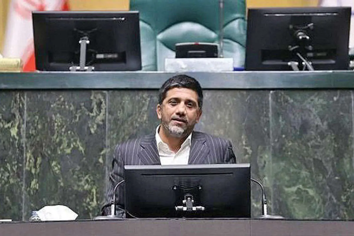 «نان» مهمتر است آقای دبیر؛ خیلی مهمتر!