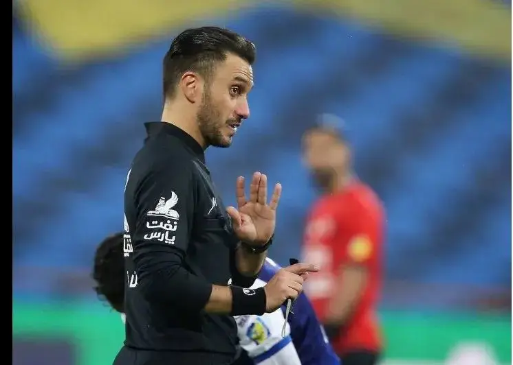 عرب‌براقی داور بازی پرسپولیس، کوپال قاضی استقلال

