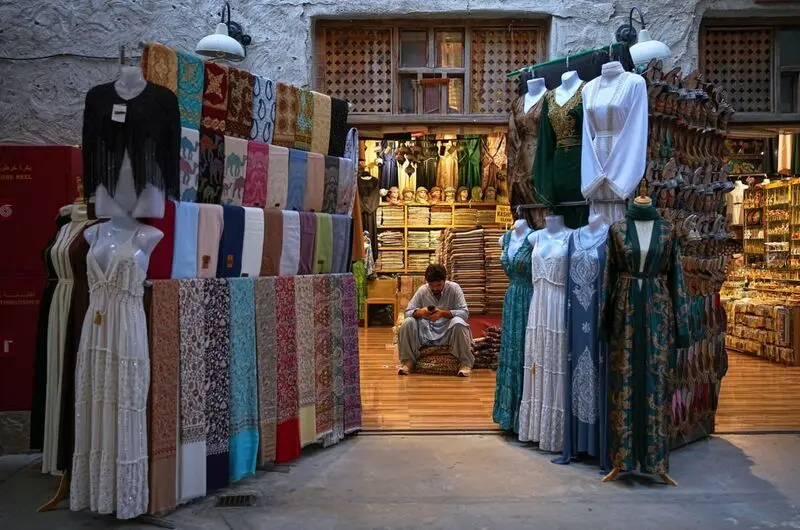 دبی۳