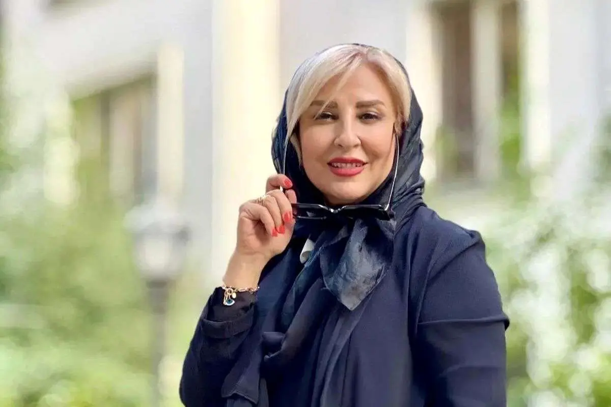 «من حتی میخندم، نه لبخند، قهقهه!»؛ پست تأملبرانگیز مرجانه گلچین