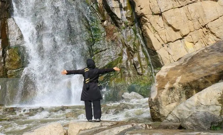 تصاویر؛ طبیعت بهاری گنجنامه 