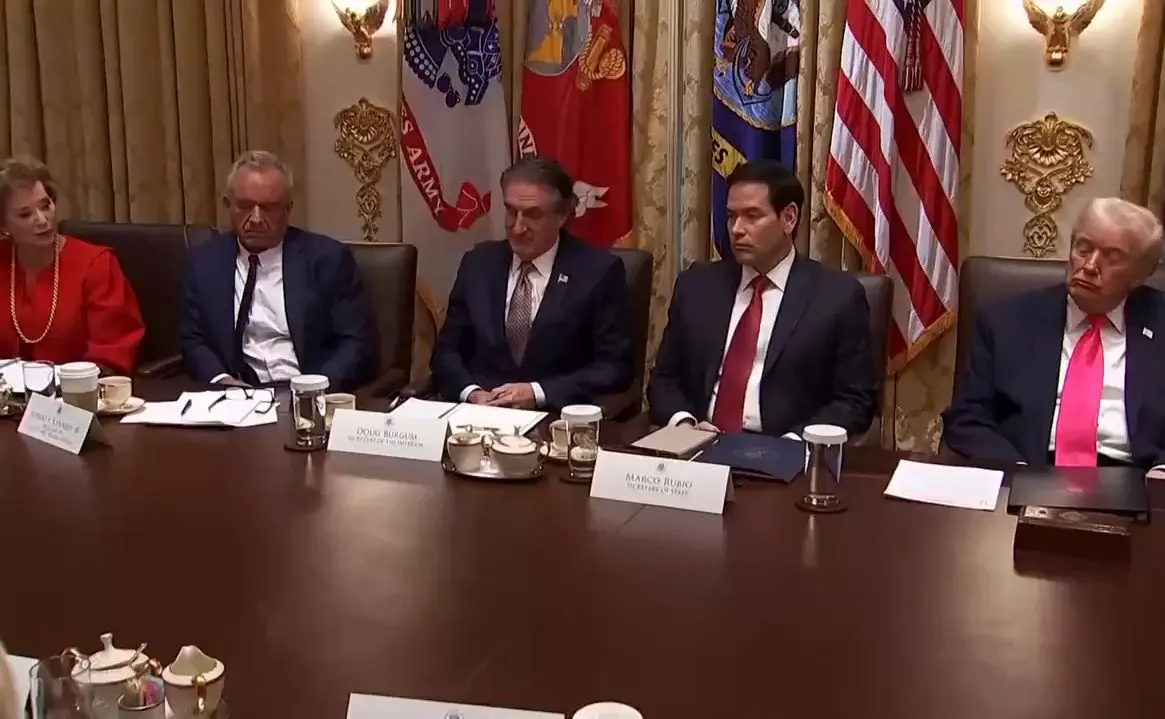  ترامپ روی بایدن را سفید کرد!