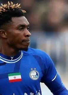 مهاجم خارجی استقلال به این تیم برمی‌گردد

