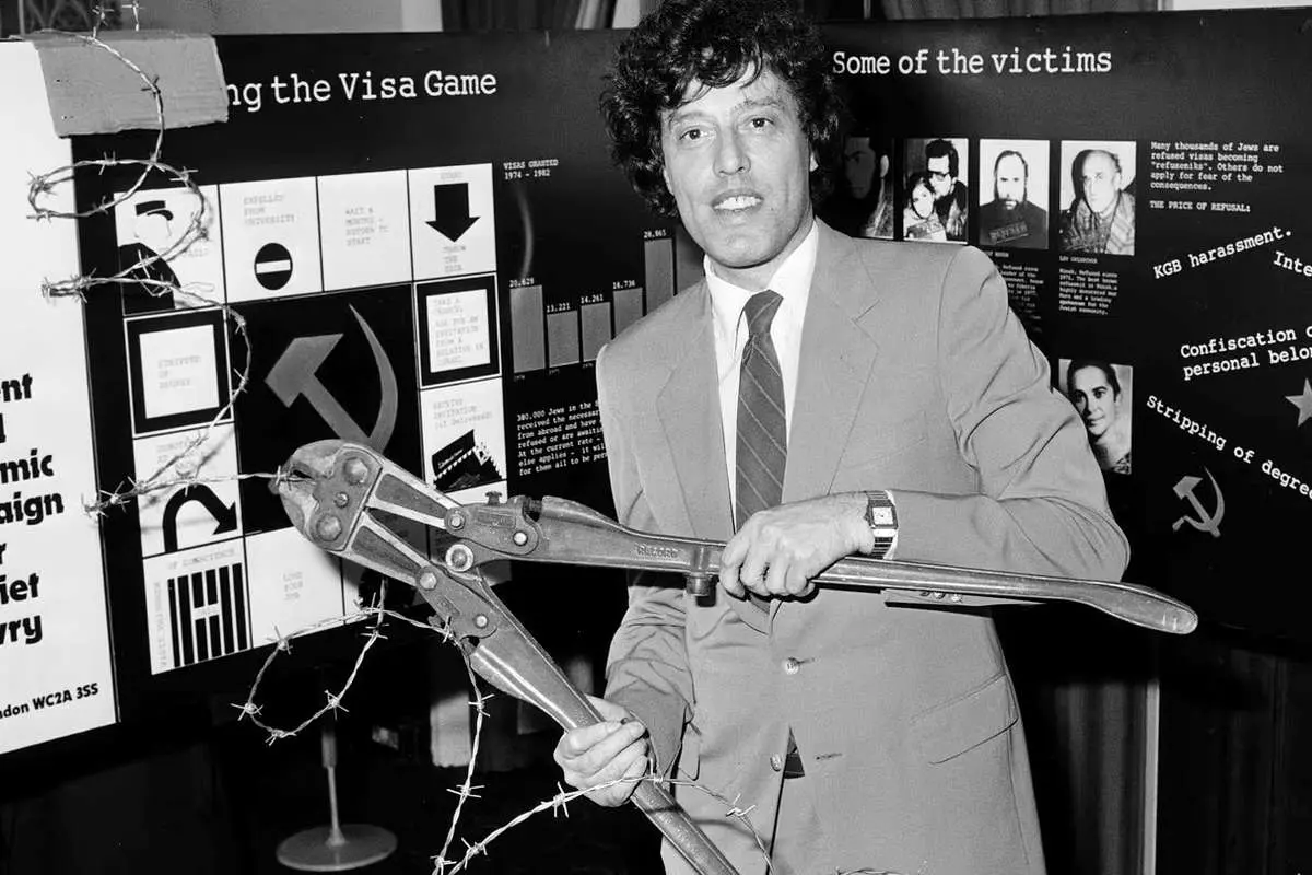 تام استاپارد درگذشت
