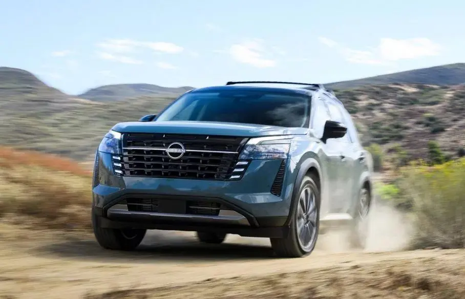 نیسان پث‌فایندر ۲۰۲۶ با چهره‌ای تهاجمی و کابین تمام‌دیجیتال رسید