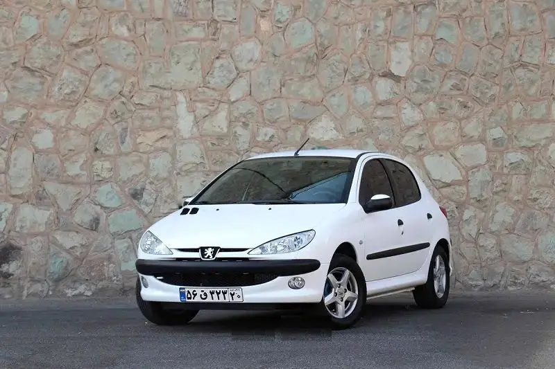 پژو 206
