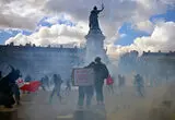 آماده‌باش پلیس و مردم در فرانسه 