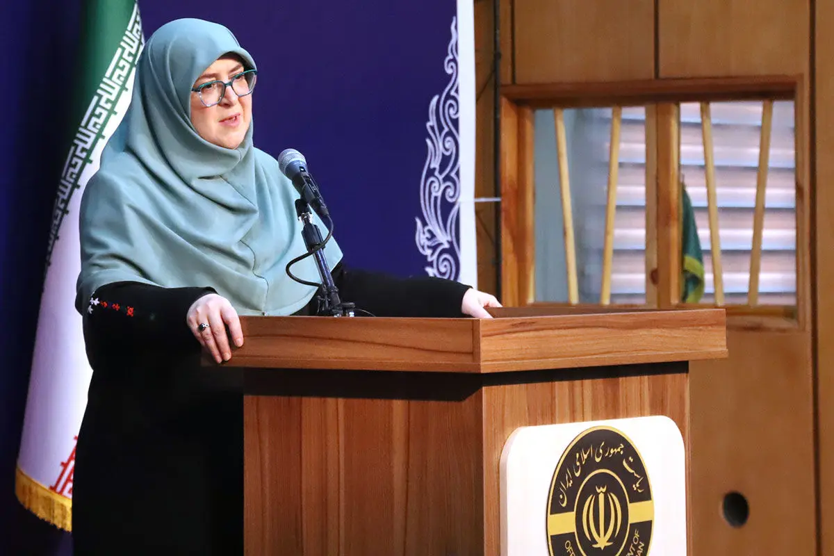 ببینید؛ مهاجرانی: خط قرمز‌های ما در مذاکرات ثابت و مشخص است؛ فقط راجع به موضوع هسته‌ای صحبت می‌کنیم 