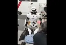 ببینید؛ ربات‌هایی که می‌رقصند و خانه‌تکانی می‌کنند!