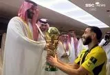 ببینید؛ محمد بن سلمان جام خادم الحرمین را به بنزما تقدیم کرد