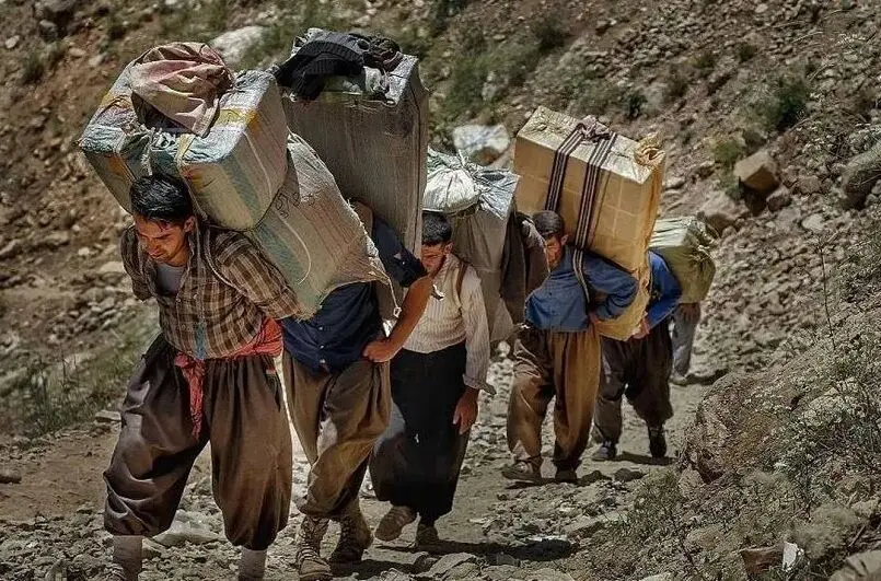 تصمیم جدید برای ترخیص کالاهای وارداتی از مسیر کولبری و ملوانی