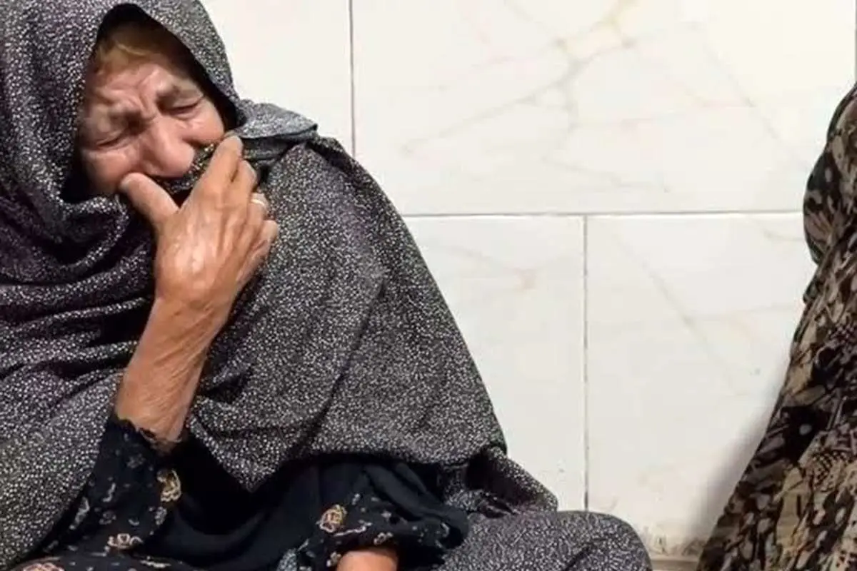 پهلوانان در کنار داغ‌دیدگان حادثه انفجار بندر شهید رجایی