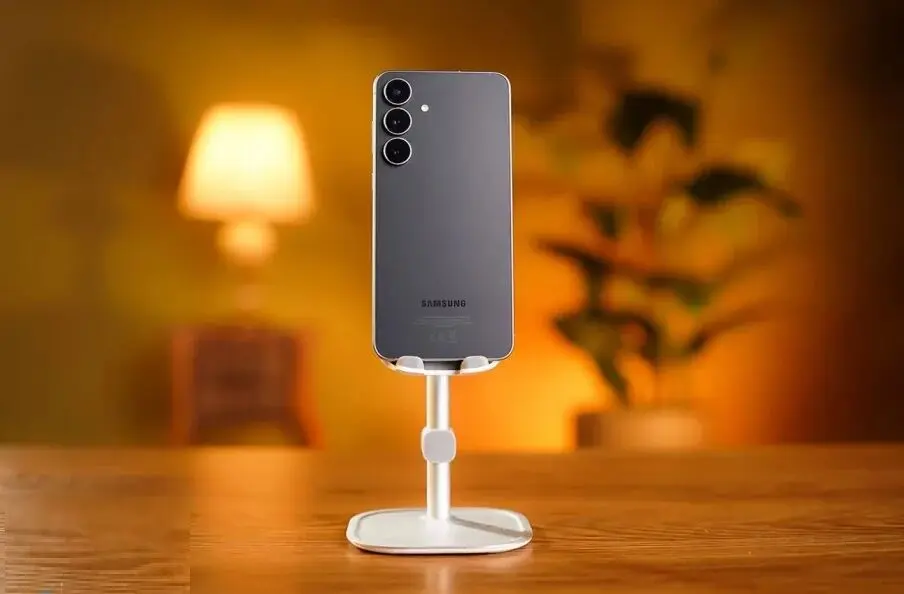 شکست سنگین دوربین گلکسی S25 FE مقابل آیفون 13