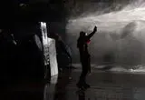 دانشجویا خشمگین در خیابان