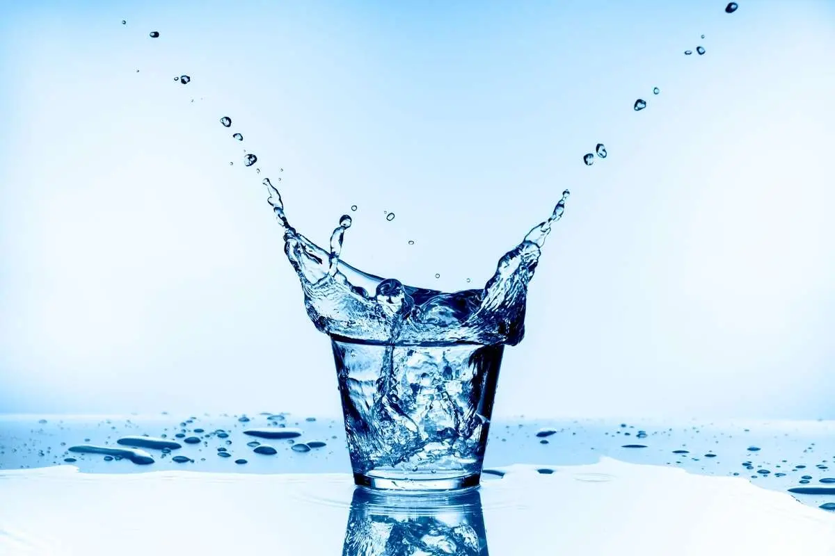 تحقیقات جدید: کاهش اضطراب با نوشیدن آب؛ آیا ممکن است؟