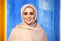 حضور مجری زن صداوسیما با اسلحه روی آنتن زنده
