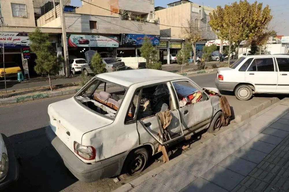 جمع‌آوری خودرو‌های رهاشده در معابر پایتخت کلید خورد
