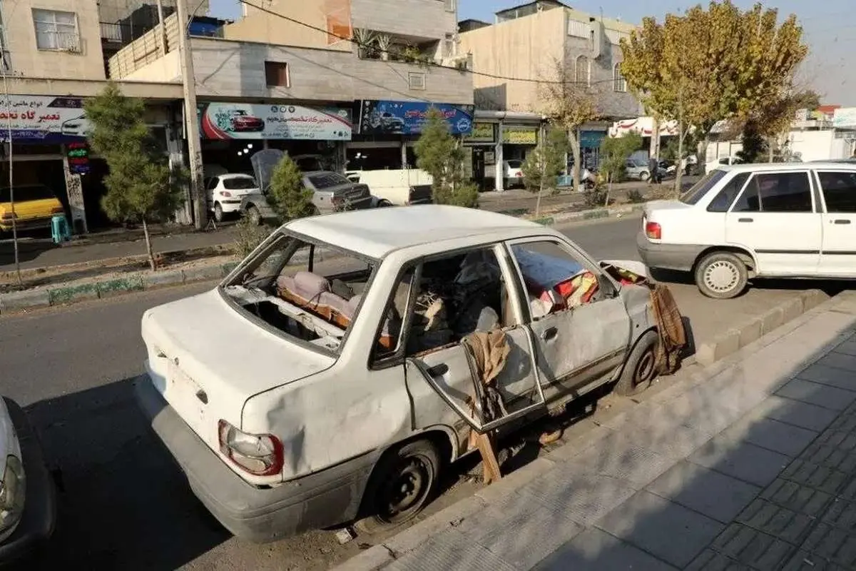 جمع‌آوری خودرو‌های رهاشده در معابر پایتخت کلید خورد
